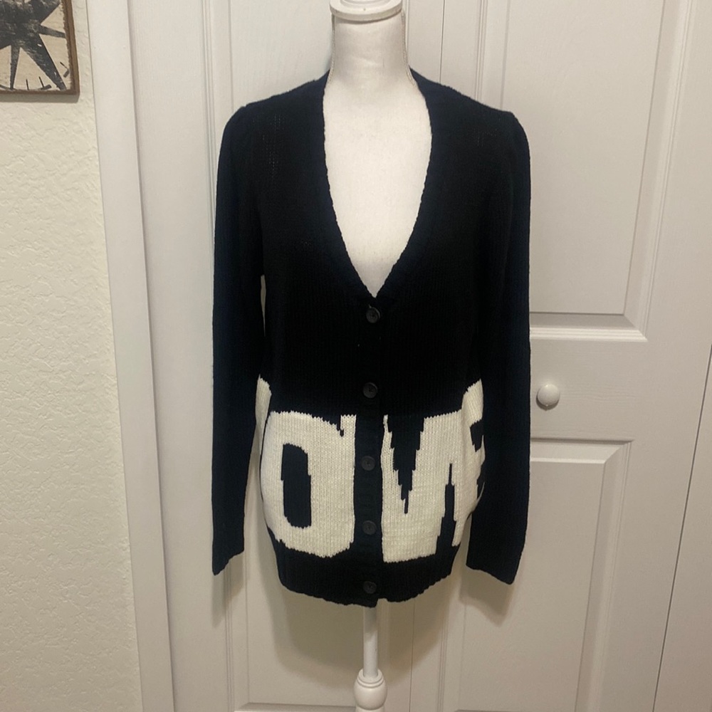 Brand new Elan cardigan.